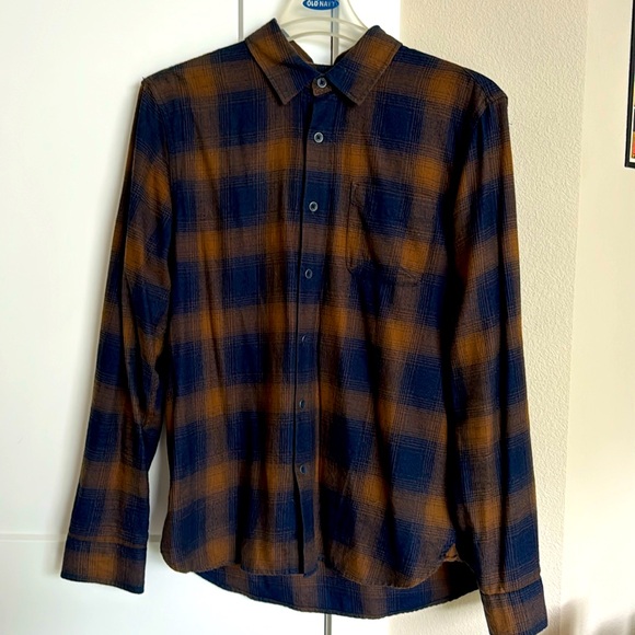 Men’s Current/Elliott Flannel Button Down - Picture 2 of 5